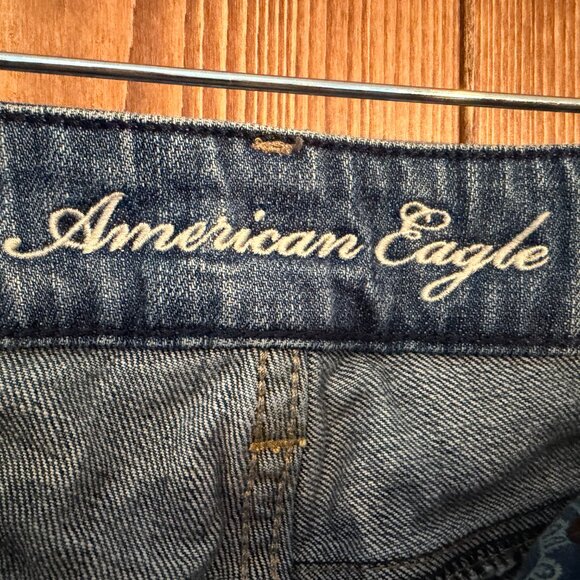 đ American Eagle âFavorite Boyfriendâ Jeans â Size 8 Regular - Picture 3 of 6